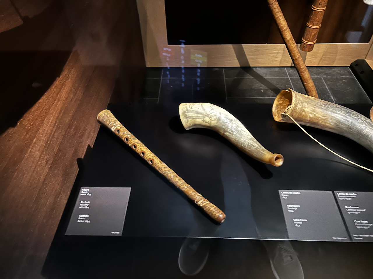 Photograph of (a) brass instrument(s) from the Musical Instruments Museum in Brussels, Belgium