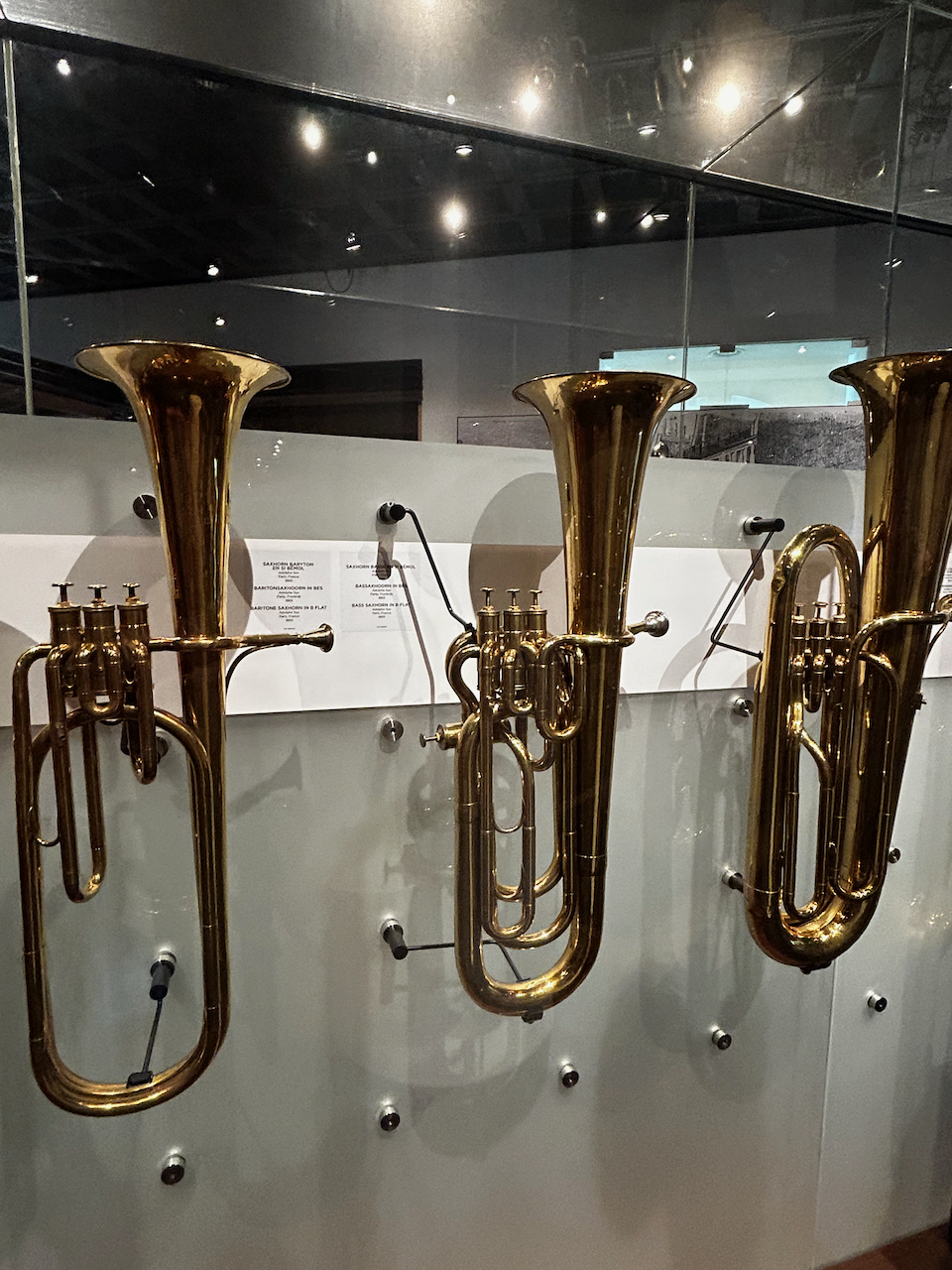 Photograph of (a) brass instrument(s) from the Musical Instruments Museum in Brussels, Belgium