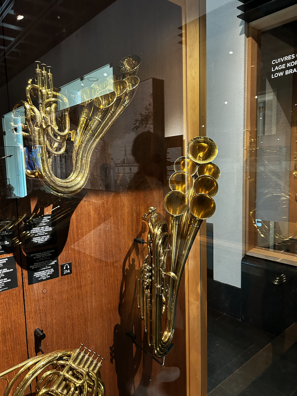 Photograph of (a) brass instrument(s) from the Musical Instruments Museum in Brussels, Belgium