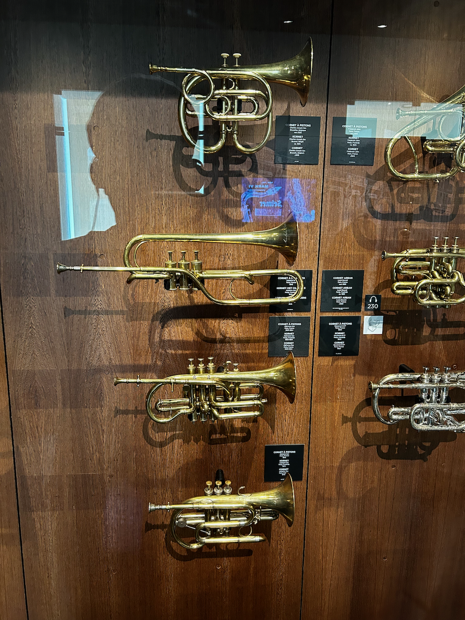 Photograph of (a) brass instrument(s) from the Musical Instruments Museum in Brussels, Belgium