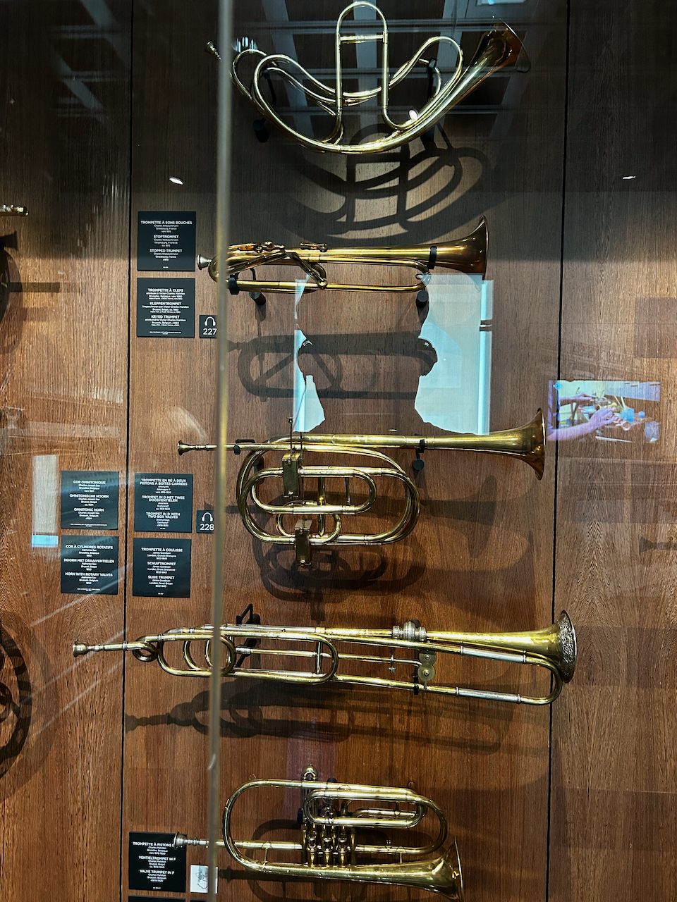 Photograph of (a) brass instrument(s) from the Musical Instruments Museum in Brussels, Belgium